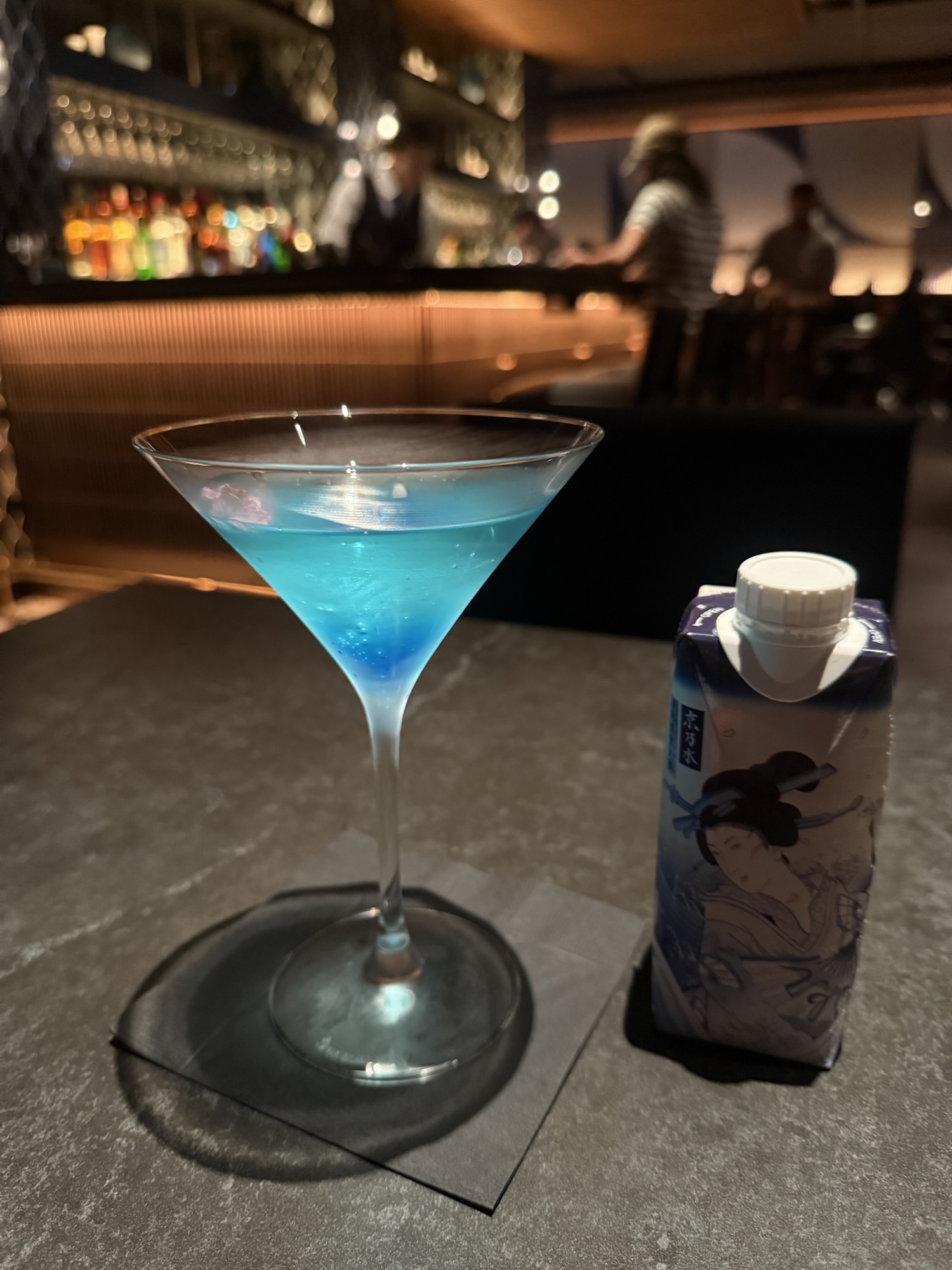 オリジナルカクテルと日本酒